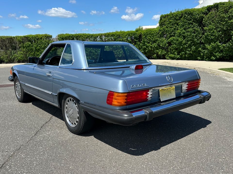 1986 Mercedes-Benz 560SL