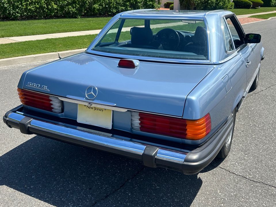 1986 Mercedes-Benz 560SL