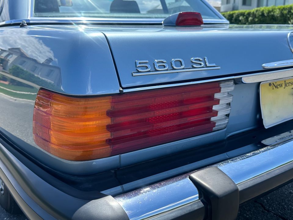 1986 Mercedes-Benz 560SL