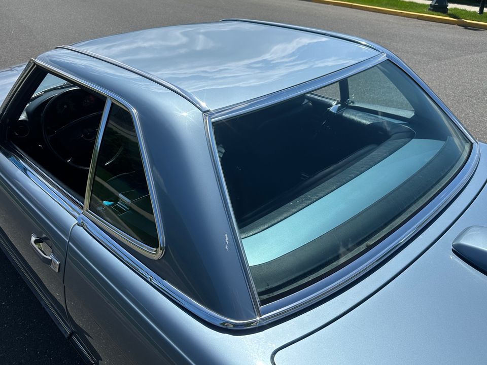 1986 Mercedes-Benz 560SL