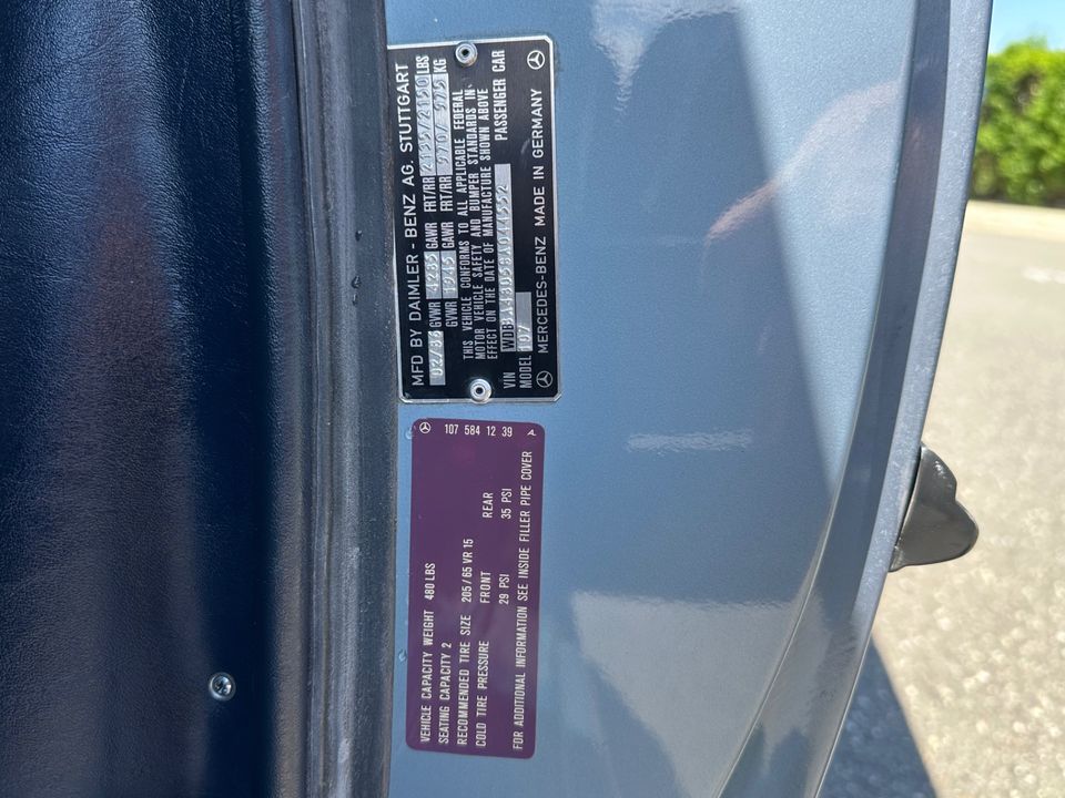 1986 Mercedes-Benz 560SL