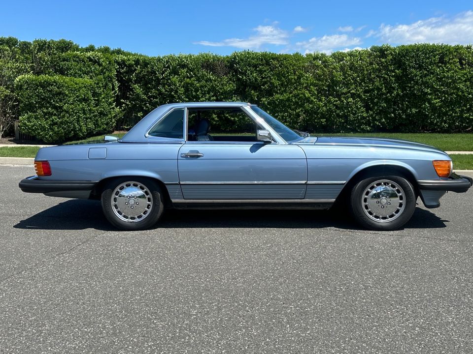 1986 Mercedes-Benz 560SL