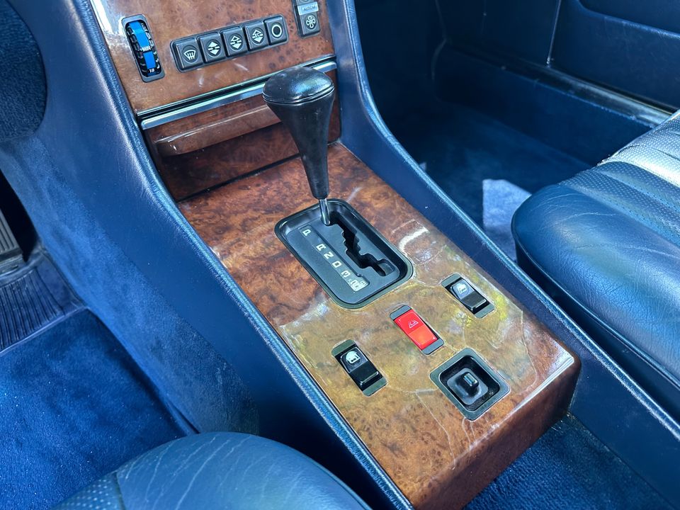 1986 Mercedes-Benz 560SL