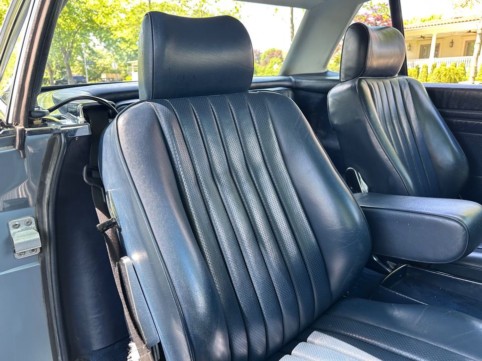 1986 Mercedes-Benz 560SL