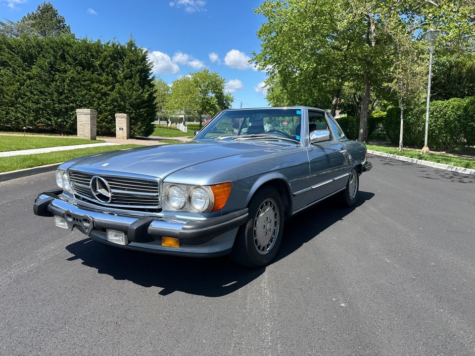1986 Mercedes-Benz 560SL