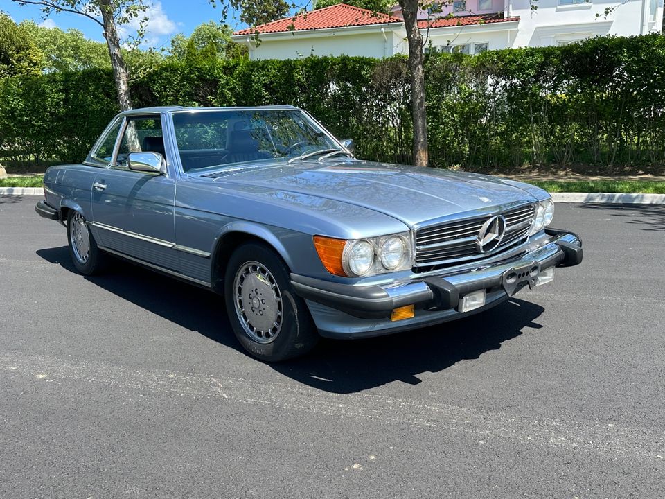 1986 Mercedes-Benz 560SL