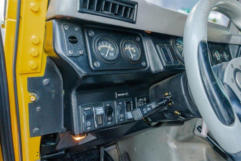 1998 AM General Hummer