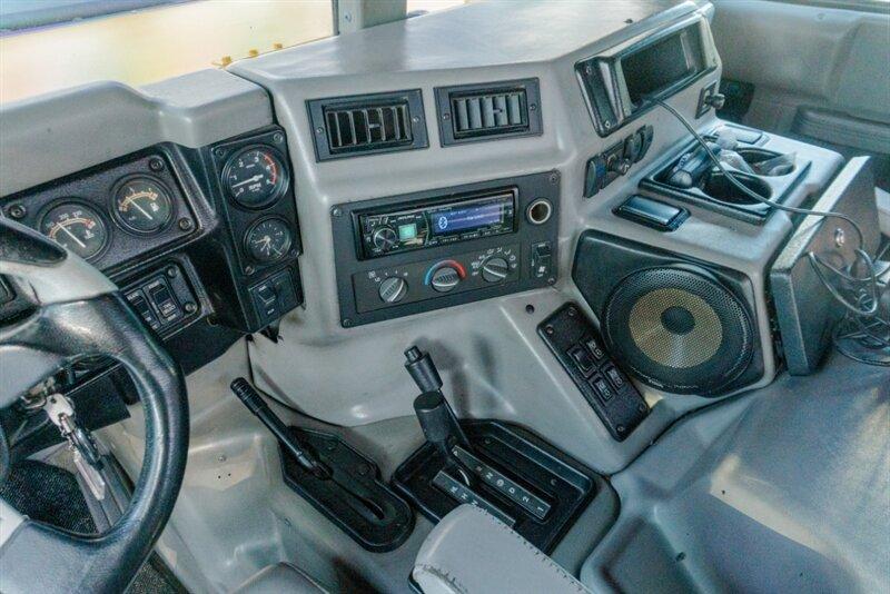1998 AM General Hummer