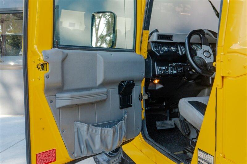 1998 AM General Hummer
