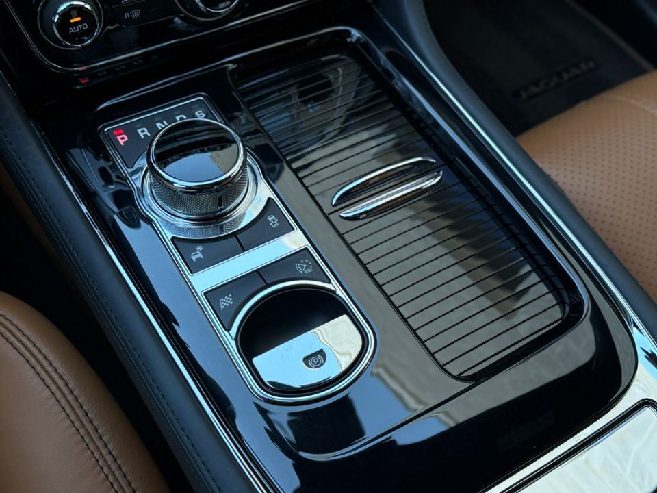2014 Jaguar XJL