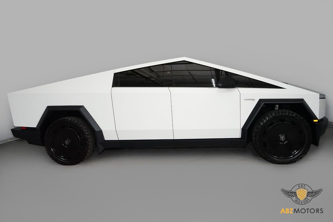 2024 Tesla Cybertruck