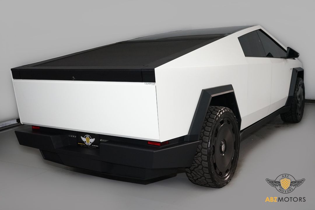 2024 Tesla Cybertruck