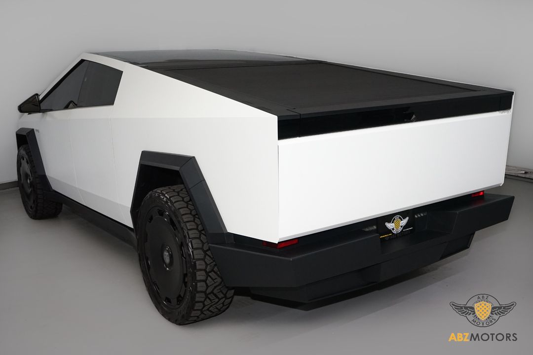 2024 Tesla Cybertruck
