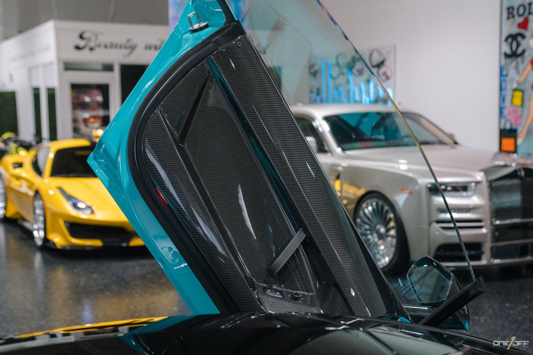 2022 Lamborghini Aventador