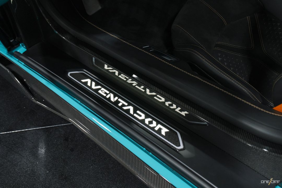 2022 Lamborghini Aventador