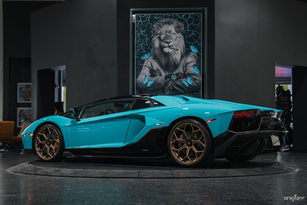 2022 Lamborghini Aventador