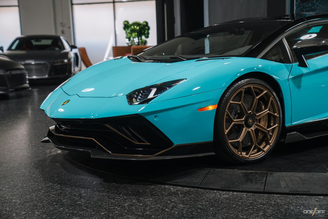 2022 Lamborghini Aventador