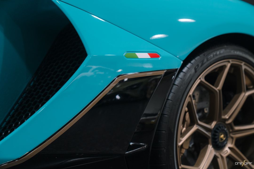 2022 Lamborghini Aventador