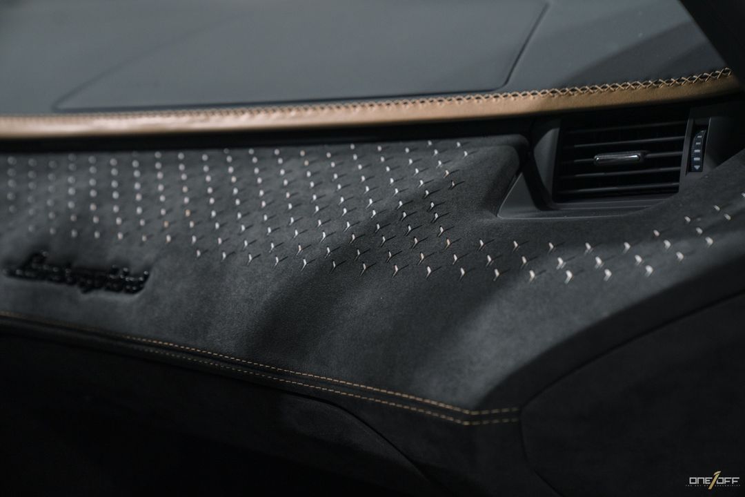 2022 Lamborghini Aventador