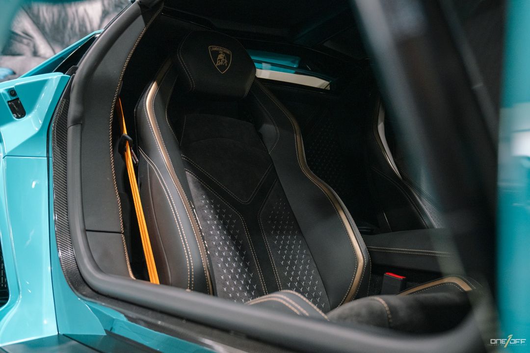 2022 Lamborghini Aventador