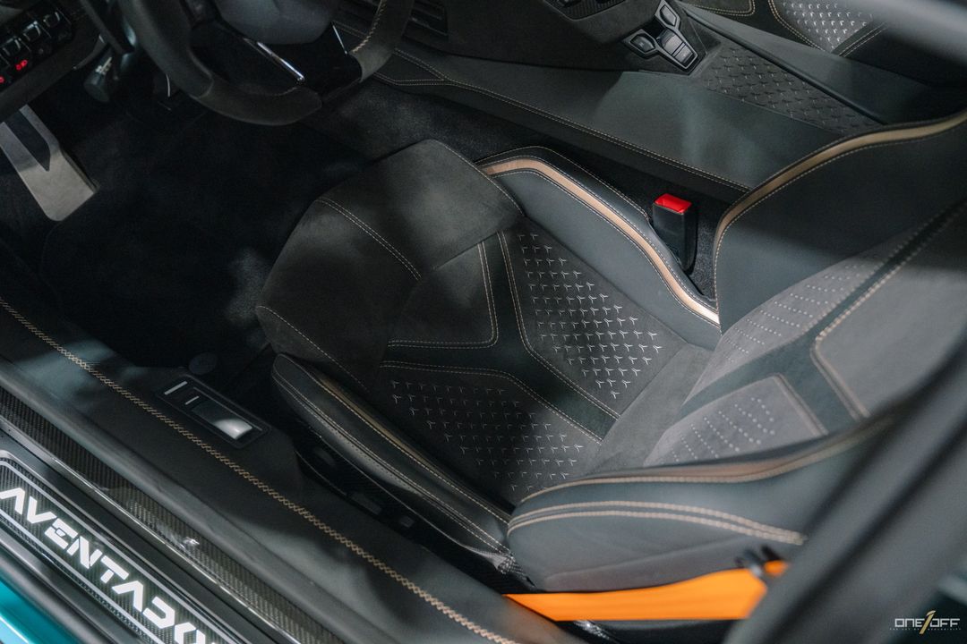 2022 Lamborghini Aventador