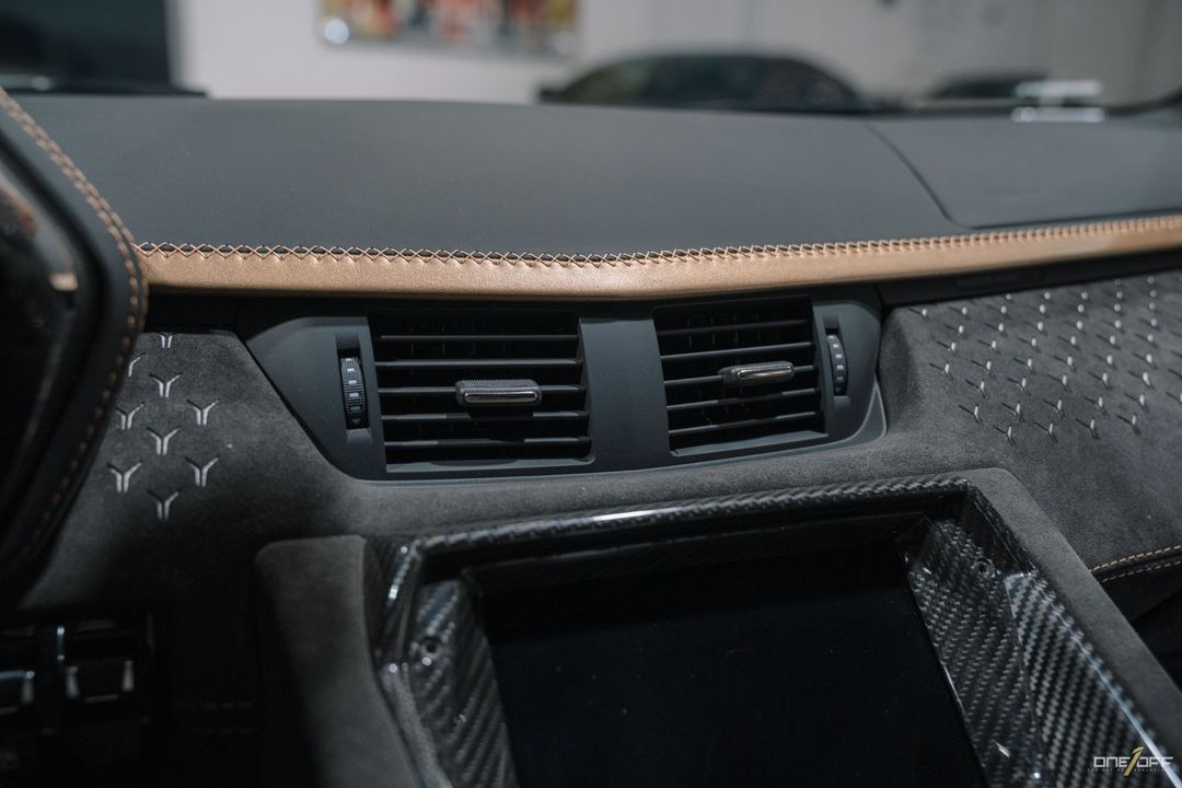 2022 Lamborghini Aventador