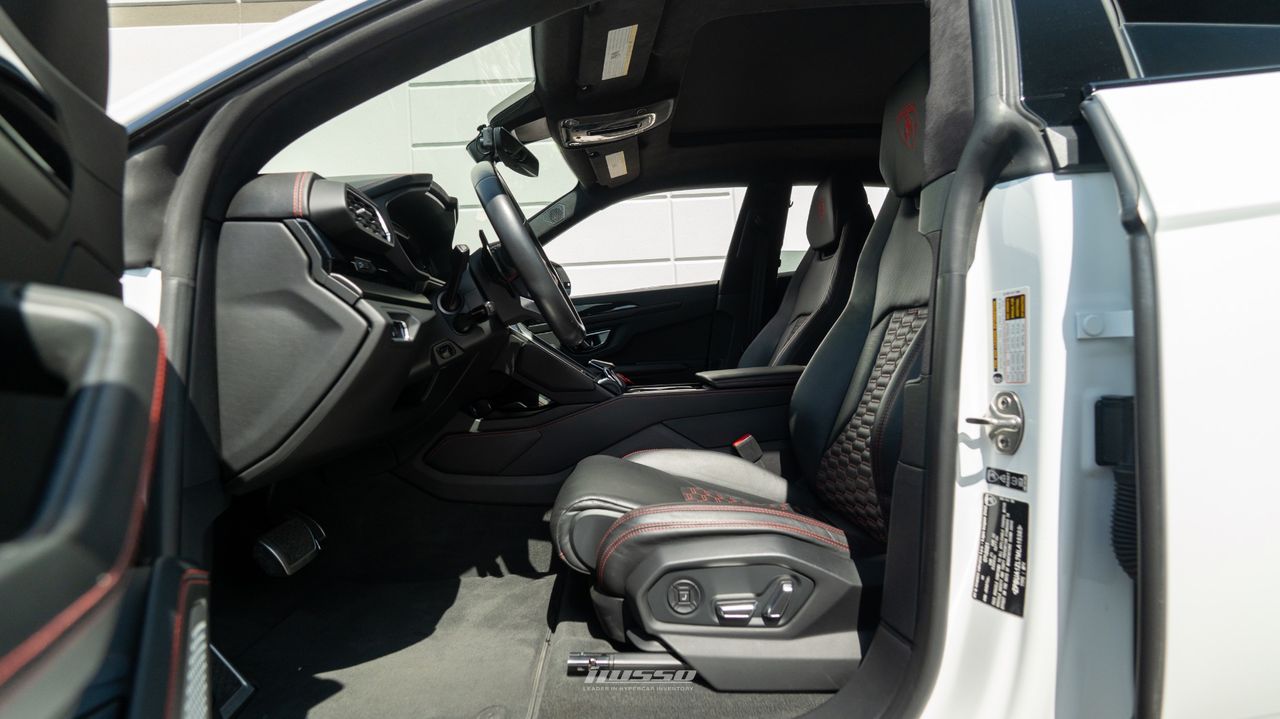 2021 Lamborghini Urus
