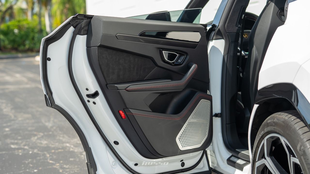 2021 Lamborghini Urus