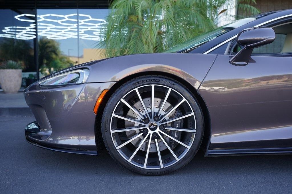2020 McLaren GT