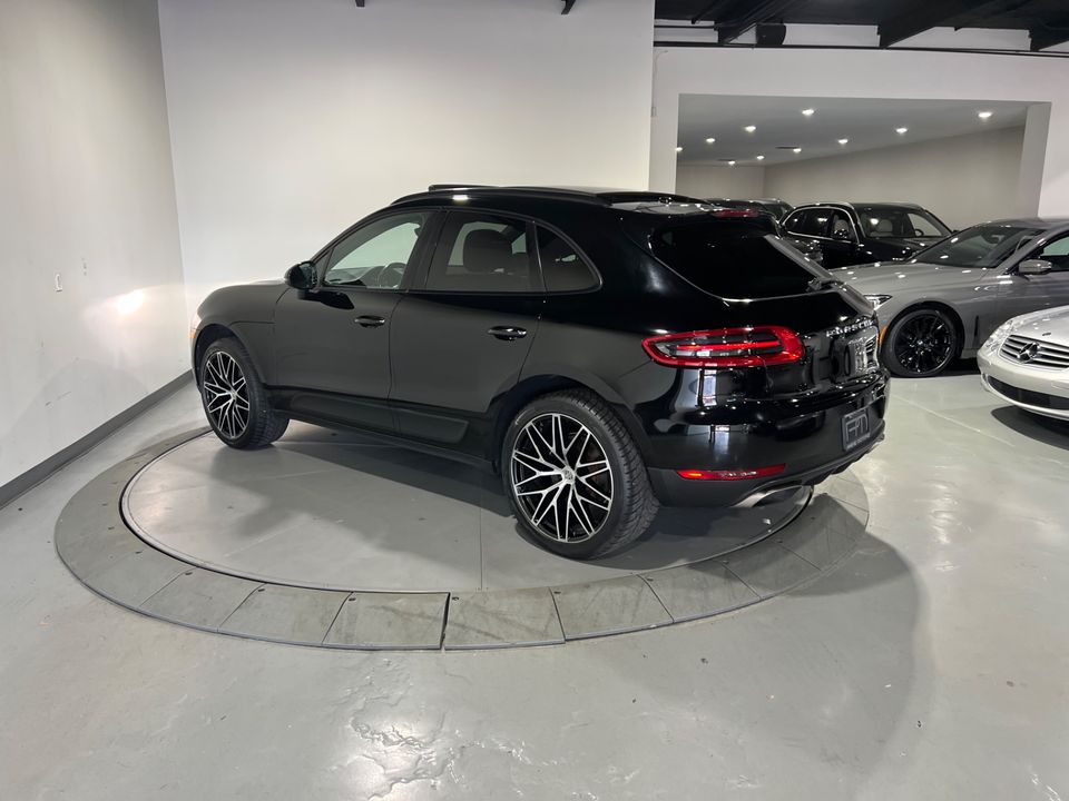 2018 Porsche Macan AWD