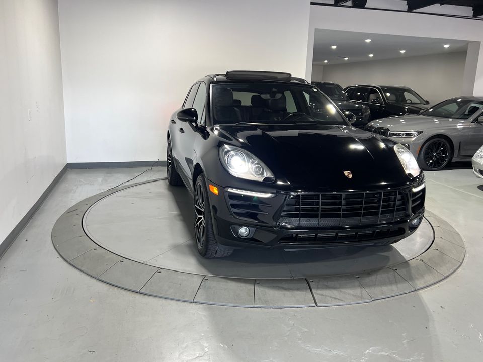 2018 Porsche Macan AWD
