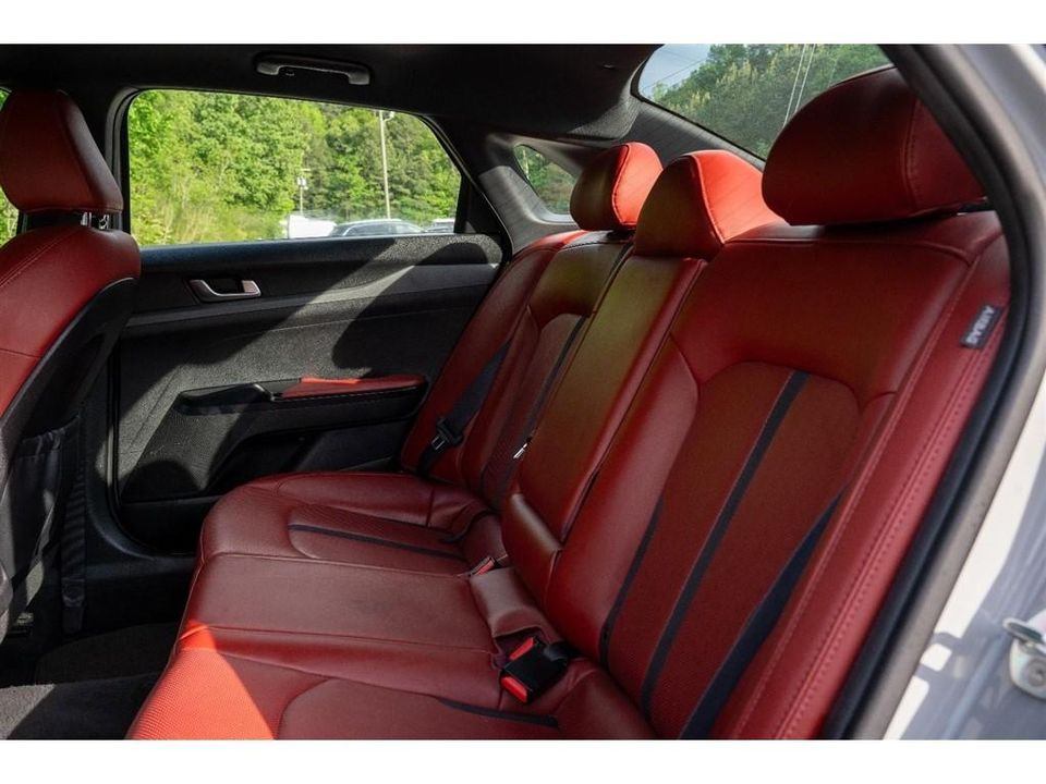 2022 Kia K5