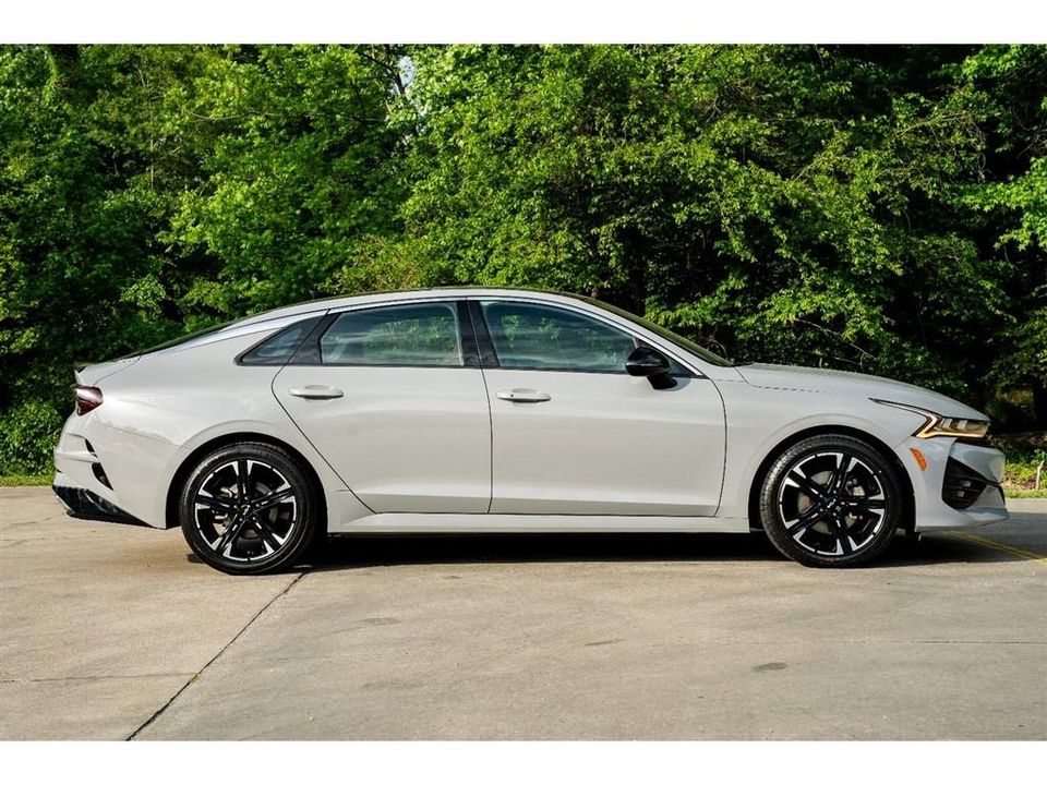 2022 Kia K5