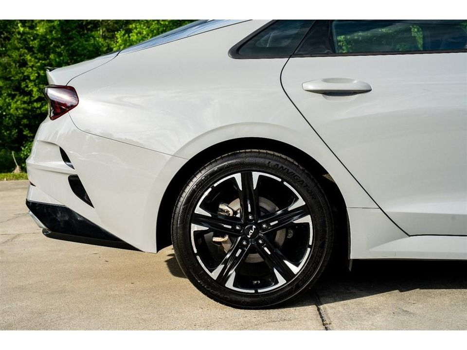 2022 Kia K5