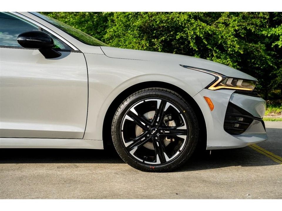 2022 Kia K5