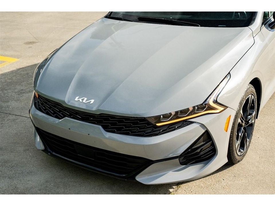 2022 Kia K5