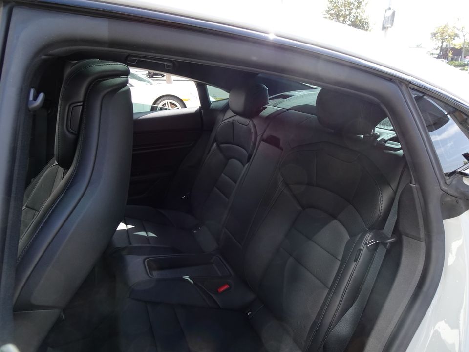 2022 Porsche Taycan
