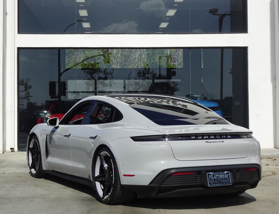 2022 Porsche Taycan
