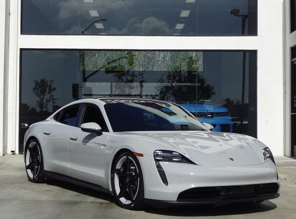 2022 Porsche Taycan