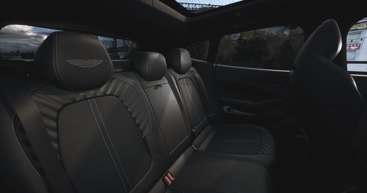 2026 Aston Martin DBX