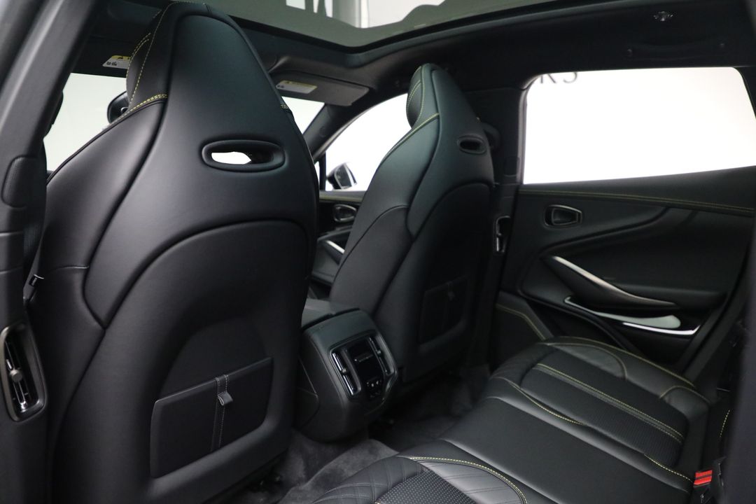 2026 Aston Martin DBX