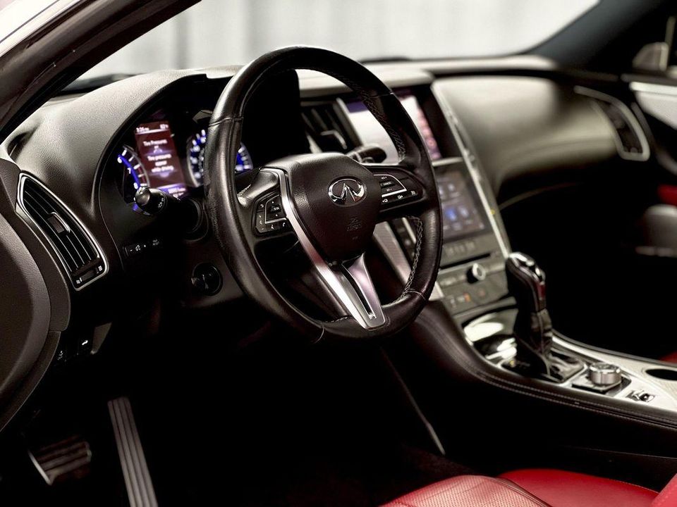 2018 INFINITI Q60