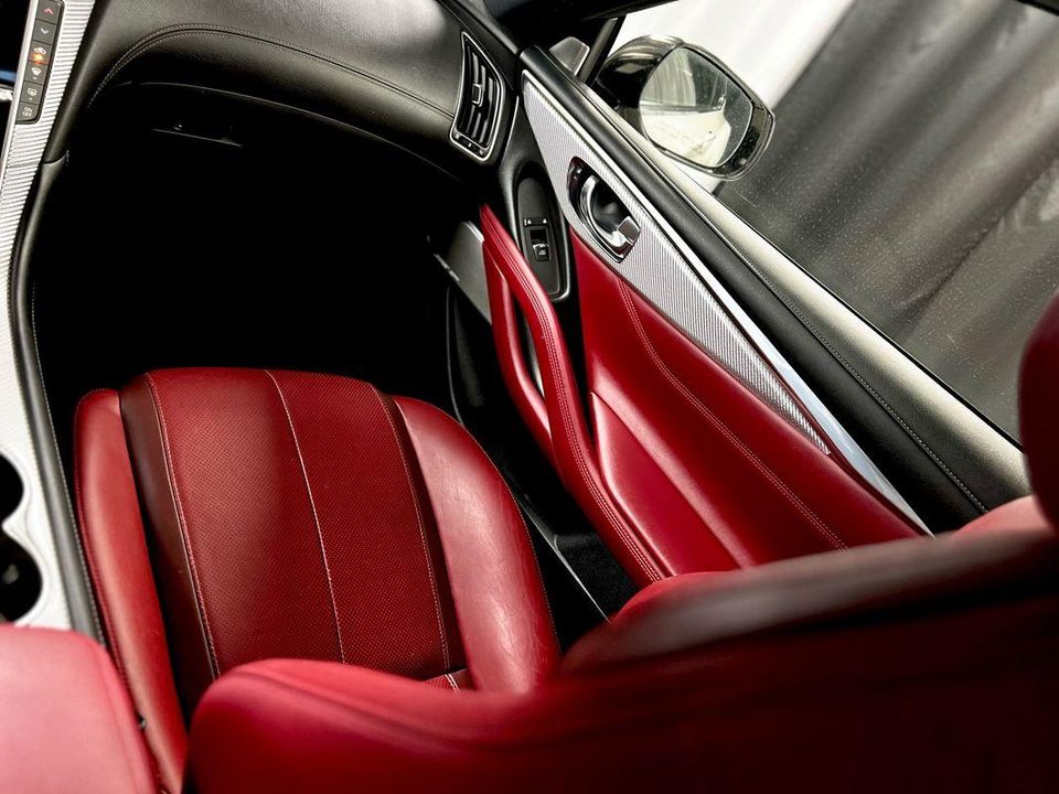 2018 INFINITI Q60