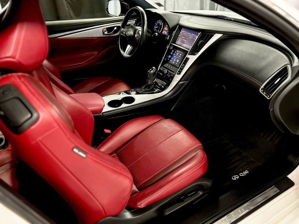 2018 INFINITI Q60