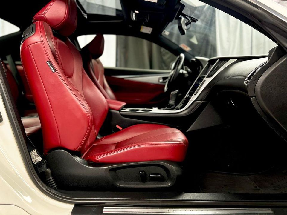 2018 INFINITI Q60