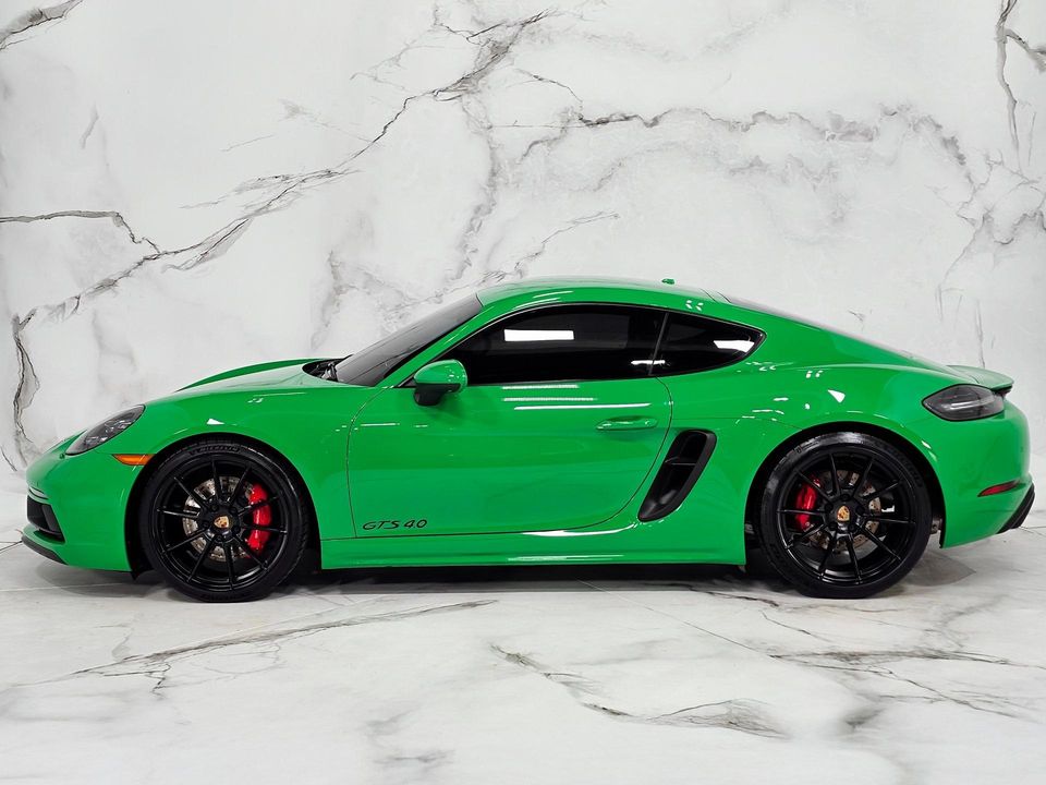 2021 Porsche 718 Cayman