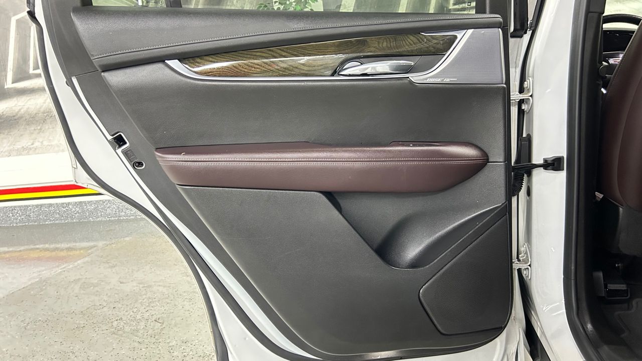 2021 Cadillac XT6