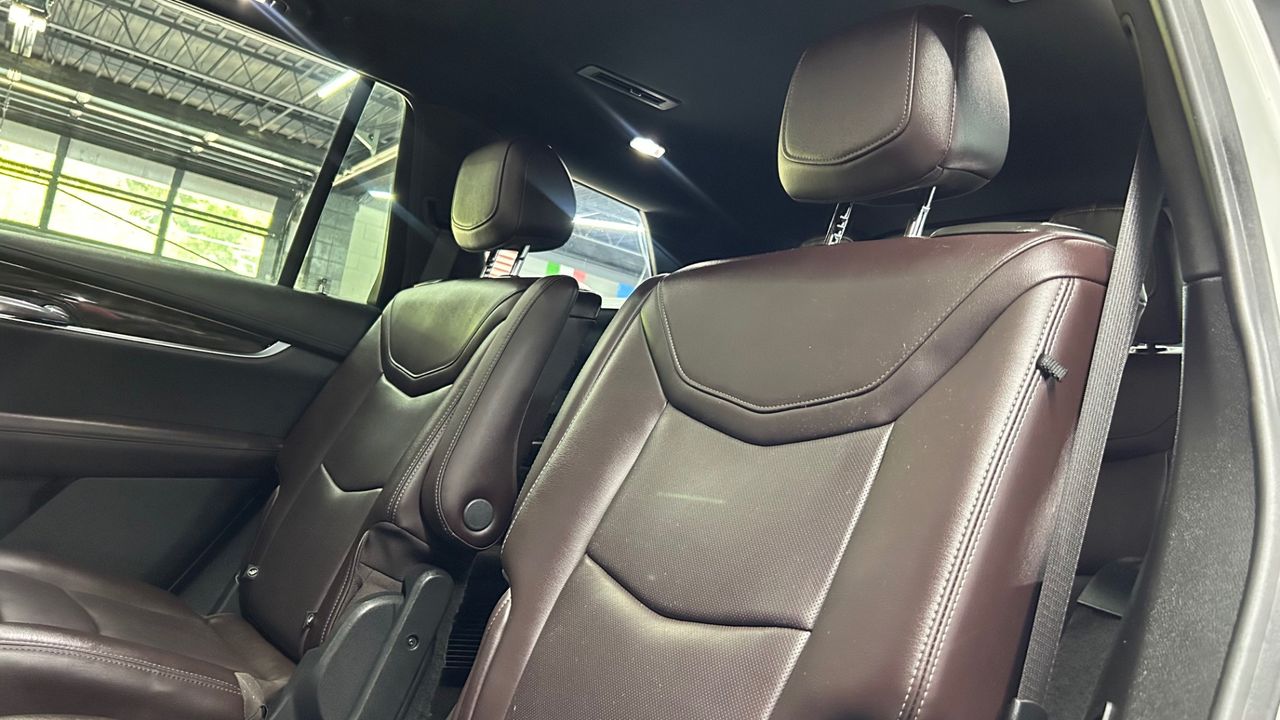 2021 Cadillac XT6