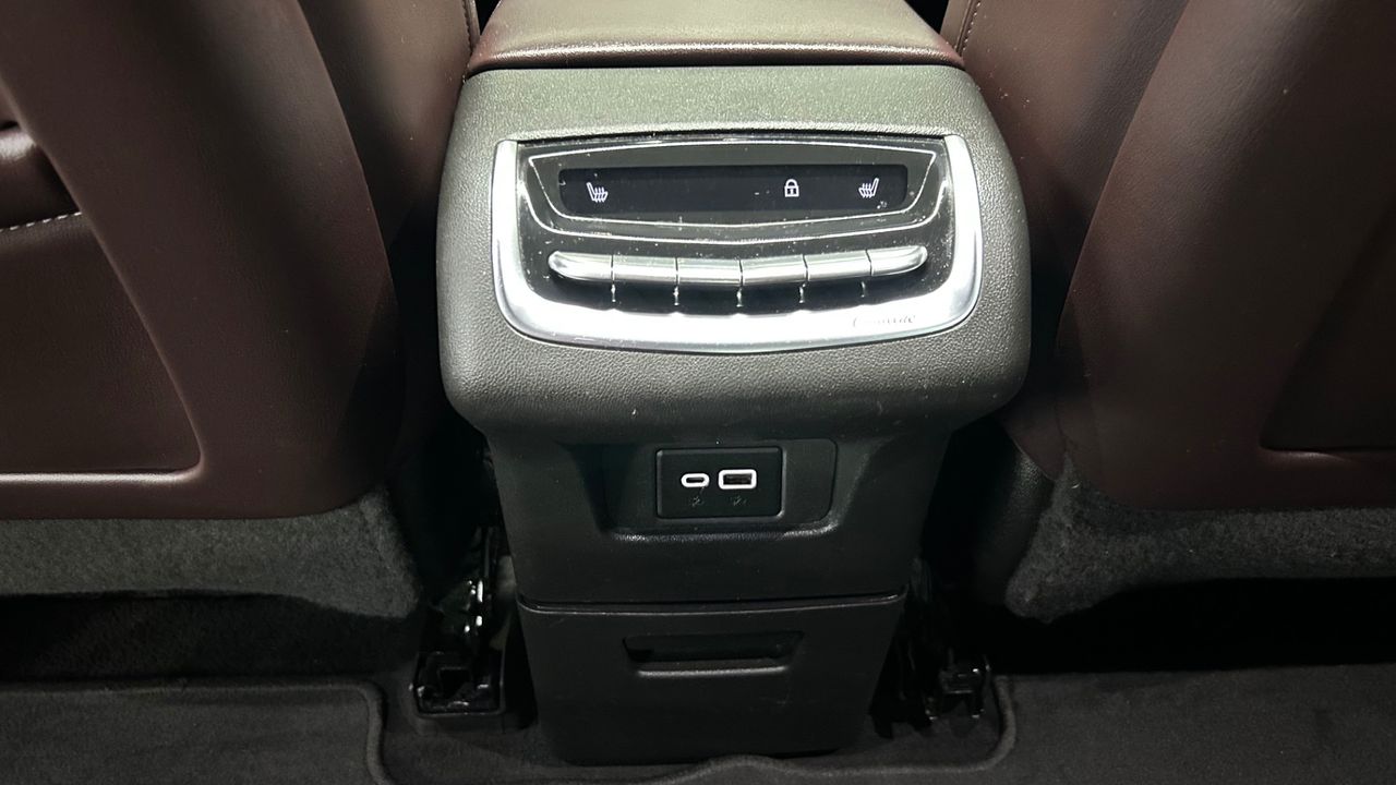 2021 Cadillac XT6