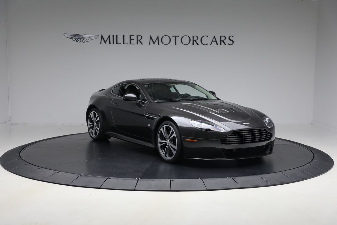 2011 Aston Martin V12 Vantage